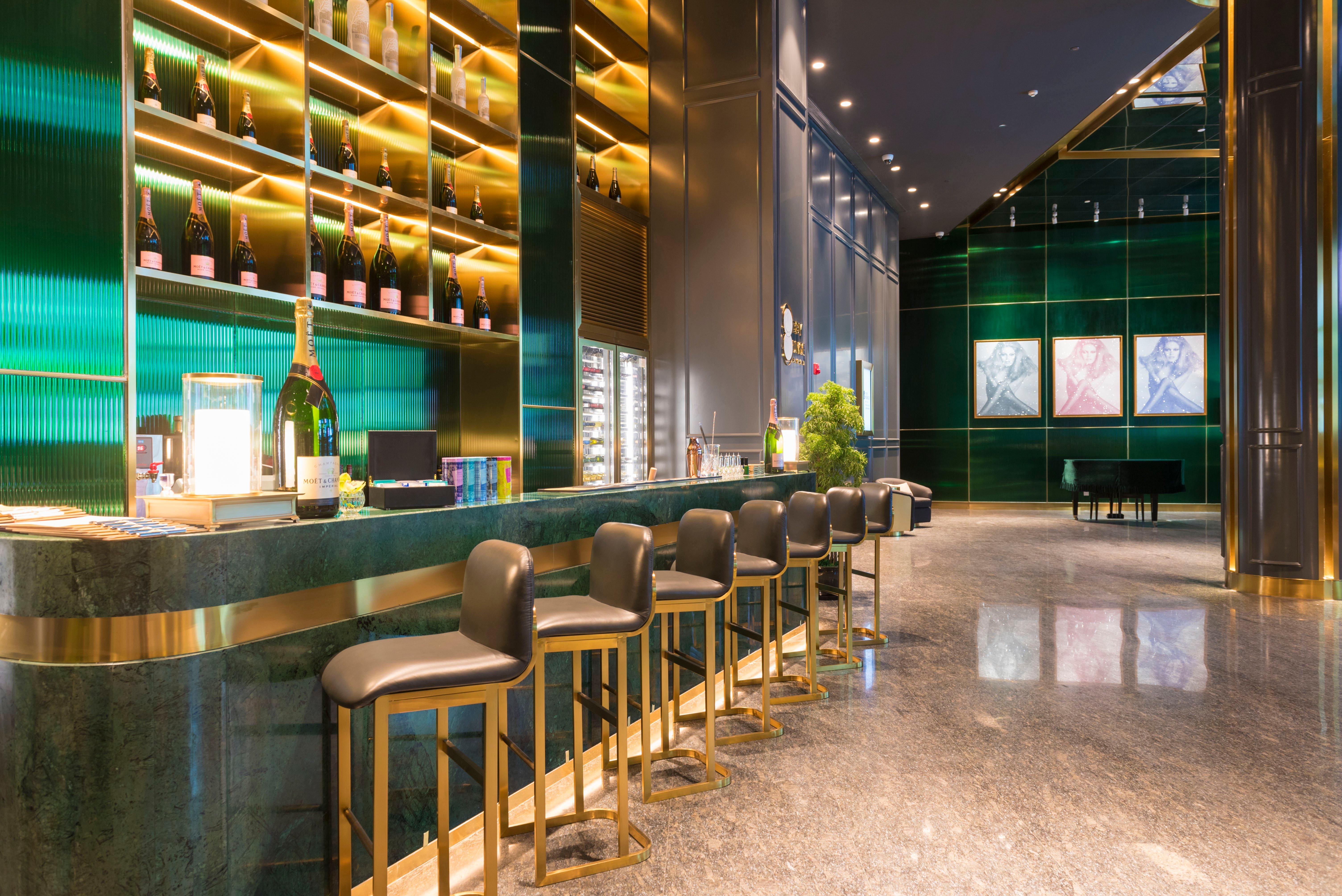 Hotel Indigo Shanghai Jing'An By Ihg מראה חיצוני תמונה